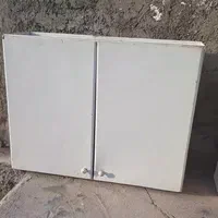 تعدادی کابینت فلزی