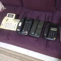 تعدادی تلفن بیسیمی کارکرده