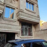 ملکیت سه طبقه دربست میدان ساعت