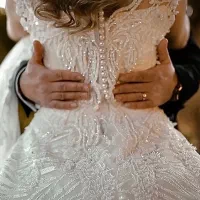 لباس عروس مزون هستی