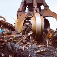 مرکز خرید وفروش ضایعات آهن آلومینیوم و مس