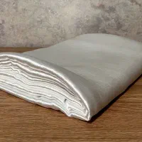 تعدادی پارچه نبریده