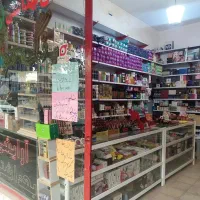 مغازه-آرایشی-بهداشتی-بااجناس-واگذار-میشود
