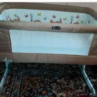 تخت کنار مادر دلیجان کاملا نو و تمیز - رنگ کرم