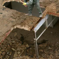 (تخریب ساختمان بابایی )اقساطی