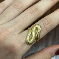 طلا|جواهرات|رباط‌کریم, رباط‌کریم|دیوار