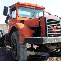 کشنده ۴۰ تن ماک اسقاطی ولوو بنز