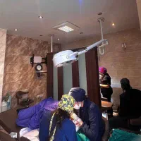 کلینیک تخصصی کاشت مو و ابرو دکتر رجالی (آفتاب)