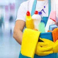 نظافت منزل و محل کار، راه پله ساختمان،