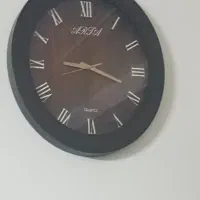 ساعت دیواری چوبی