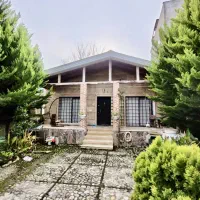 خونه-روستایی-ارزون-با-ویو-دریاچه-سندتک-برگ-اقساطی