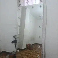 آینه قدی چراغ دار