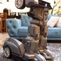 ماشین شارژی ربات وارداتی کمیاب (آدم اهنی)|اسباببازی بچه|تهران, حکیمیه|دیوار