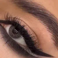 نیروی تخصصی در لاین مژه وناخن و اصلاح