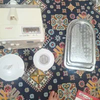 دو عدد زیر سماوری ویک عدد آبمیوه گیری