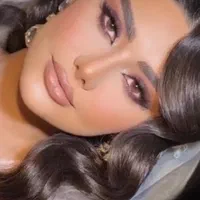 میکاپ وشنیون عروس و محفلی با تضمین کیفیت و متریال|خدمات آرایشگری و زیبایی|اصفهان, خانه اصفهان|دیوار