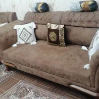 مبل 8 نفره به همراه می وسط و عسلی درحد نو