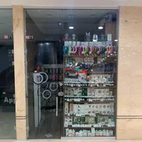مغازه در فلکه اول گوهردشت (آلانیوممال) زیر قیمت