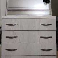 دراور MDF چهار کشو به همراه آینه