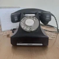 تلفن و رادیو قدیمی