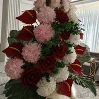 گل مصنوعی با گلدان شیشه ای طلایی