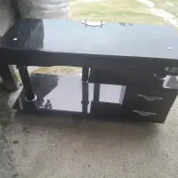 فروش میز تلویزیون شیشه ای سالم