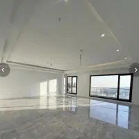 آپارتمان ۱۰۰متری /کلید نخورده/سالن پرده خور