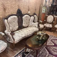 فروش مبل با عسلی و تابلو فرش در حد نو