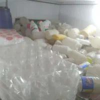 دبه|ظروف نگهدارنده، پلاستیکی، یک‌بارمصرف|بهار, |دیوار