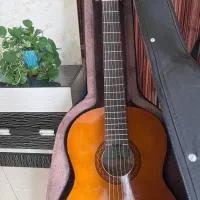 گیتار یاماها c40