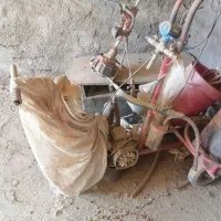 شیر دوش و علف چین علف زن