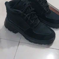 یک جفت نیم بوت کاملا سالم سایز 40