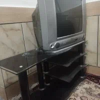 تلویزیون 21شهاب و میز تلوزیون