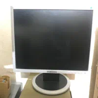 مانیتور سامسونگ ۱۷ اینج خشک