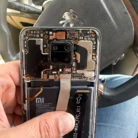 خدمات نرافزار و سخت افزار موبایل و اسپیکر