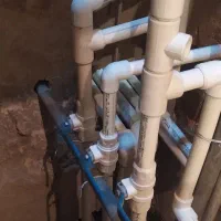 لوله کشی ساختمان با 35 سال سابقه کاری