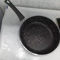 ماهیتابه تفلون و قابلمه روحی شعبانی|ظروف پخت‌وپز|آمل, |دیوار
