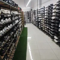 فروشنده خانم شیفت صبح وشیفت عصر فروشگاه کیف و کفش