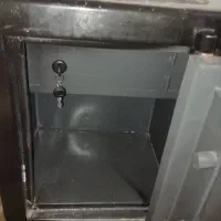 گاو صندوق|دفتر کار|زاهدان, |دیوار