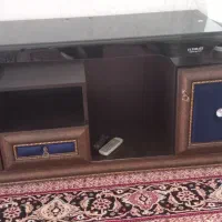 میز تلویزیونی نو ..بدون هیچ شکستگی و ایراد