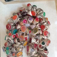 ۲ کیلو انگشتر نقره سنگ ها اصلی