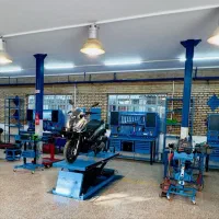 آموزش آموزشگاه مکانیک ،برق تعمیر خودرو موتورسیکلت