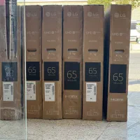 فروشنده خانم شیفت عصر