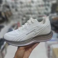 فروشگاه کفش خورشید شهر کشکوییه