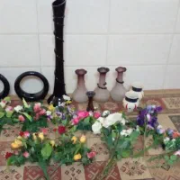 گلدان وگل