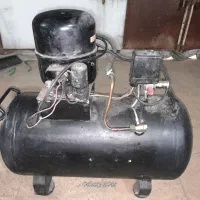 پمپ باد حدودا 40 لیتری یخچالی