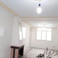 نقاش نقاشی ساختمان پاییتخت