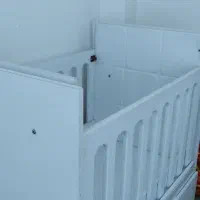 تخت کودک|تخت و صندلی بچه|شاهین‌شهر, مخابرات (شهید بهشتی)|دیوار