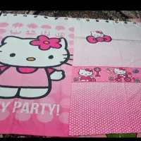 ست فرش وپرده ولوستر وسطل زباله