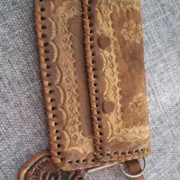 کیف پول چرم زنانه حکاکی شده